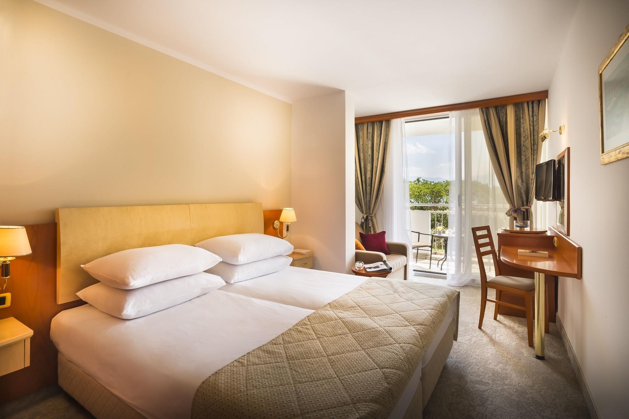 Sunny Baska Residence By Valamar, Ex Zvonimir Ngoại thất bức ảnh