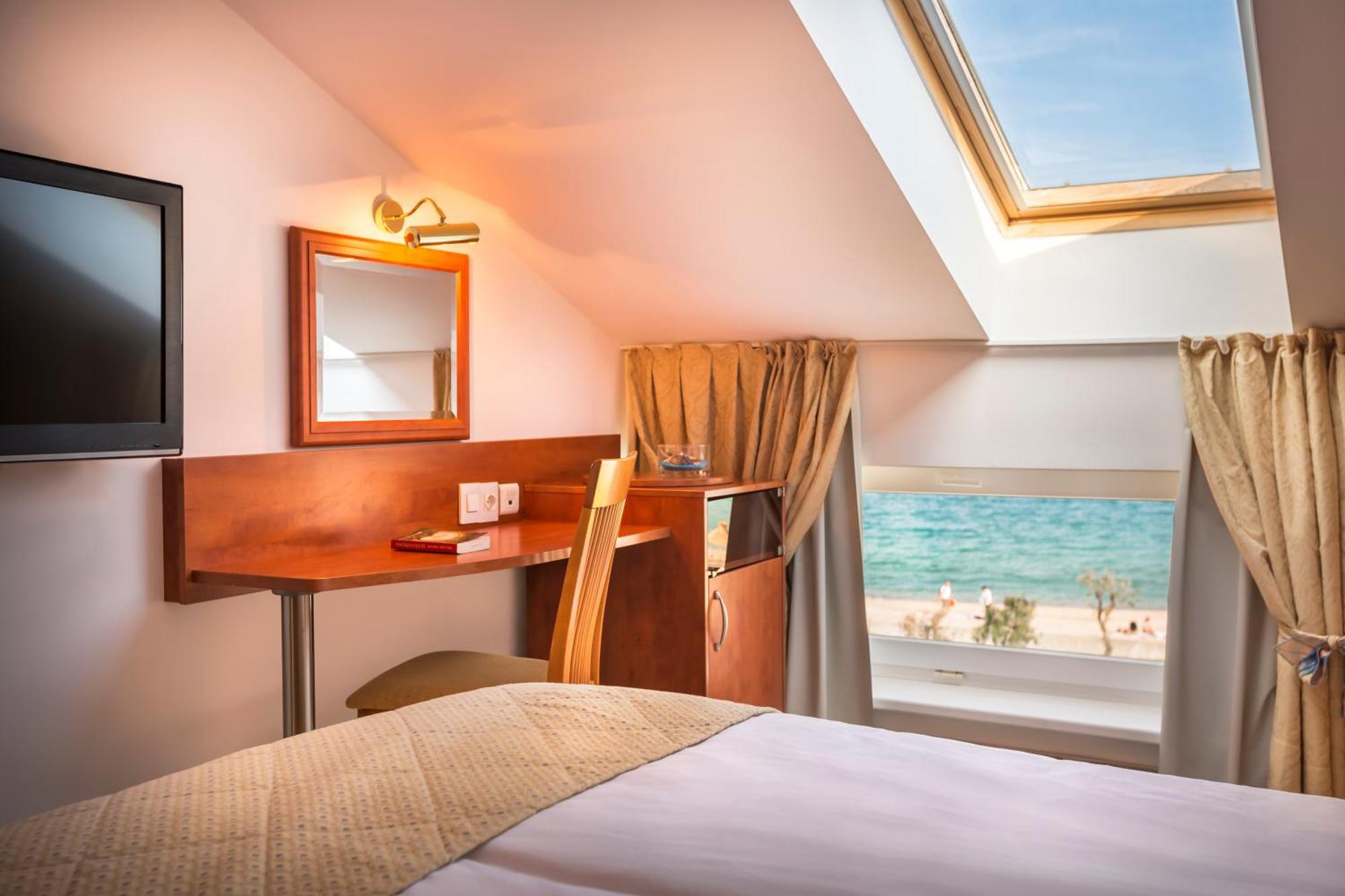 Sunny Baska Residence By Valamar, Ex Zvonimir Ngoại thất bức ảnh