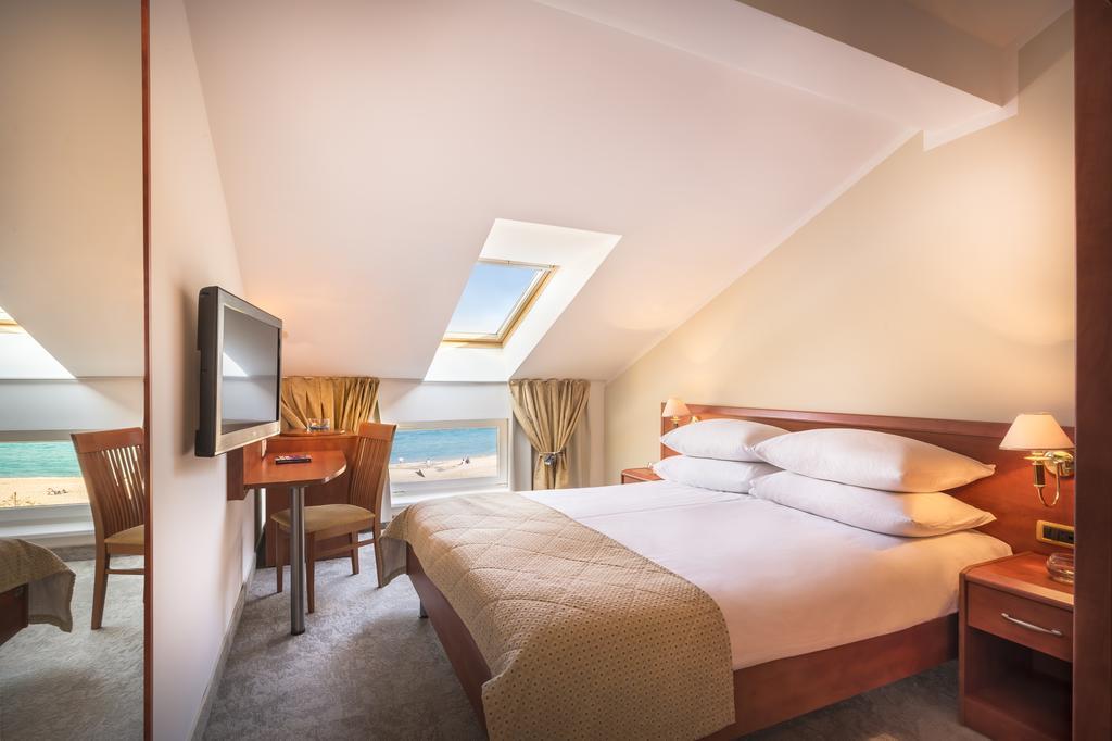 Sunny Baska Residence By Valamar, Ex Zvonimir Ngoại thất bức ảnh