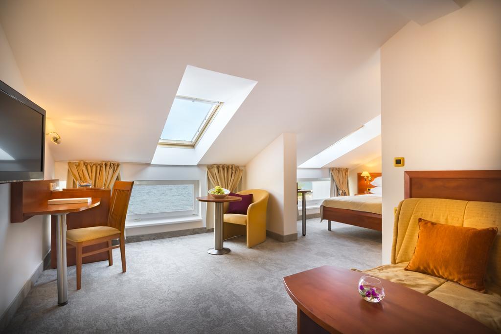 Sunny Baska Residence By Valamar, Ex Zvonimir Ngoại thất bức ảnh
